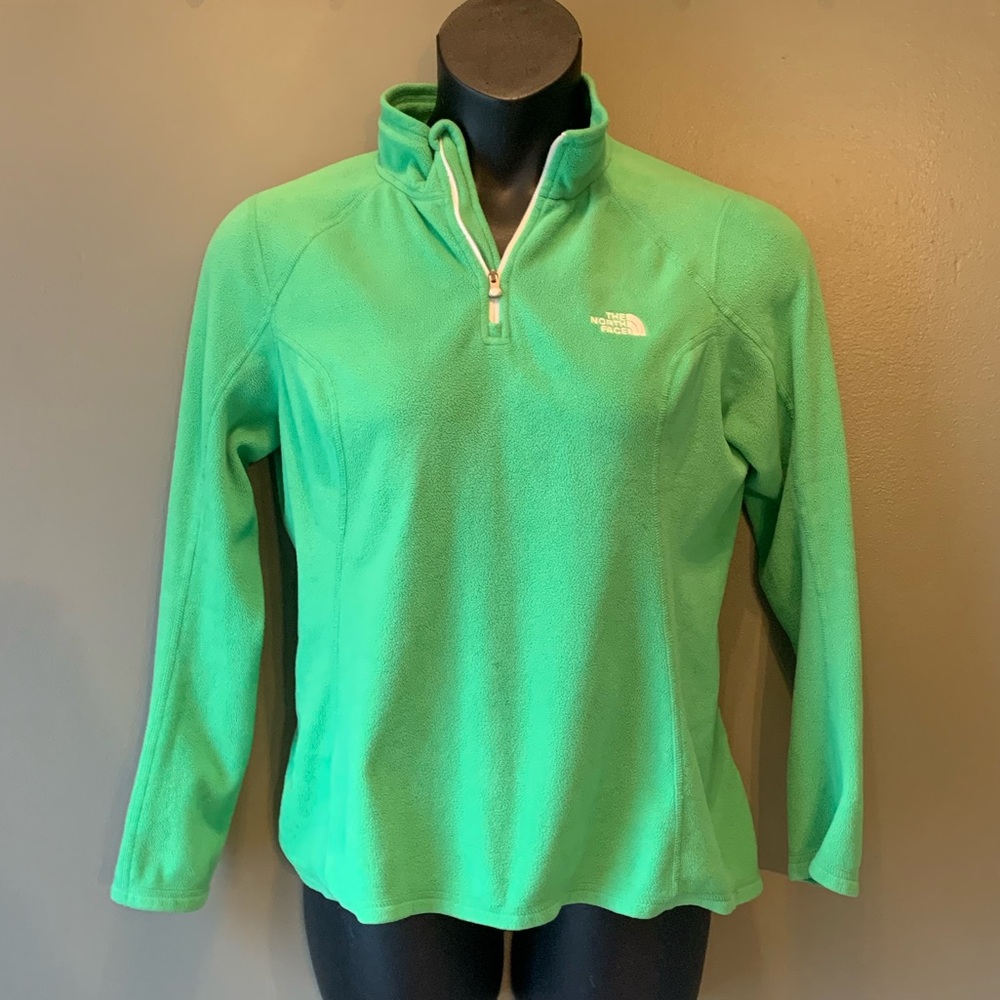 North Face Pull-Over